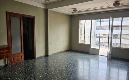 Venta Piso El Pla del Remei L’Eixample València ref. 1-65928